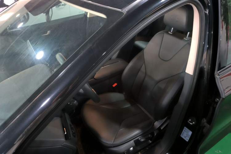 Used Hongqi E-QM5 2021 Online Booking Charging Basic Edition 5 Seats