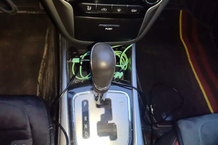 Used CHANGAN Eado 2013 1.6L Automatic ZhiKu Model China IV Standard
