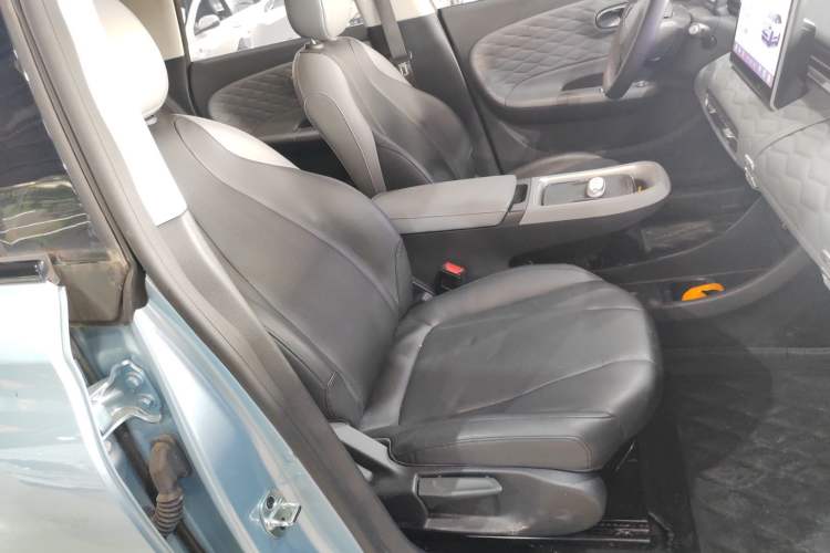Used Dongfeng NAMMI 01 2024 New Edition 430 Plus Smart+ Right Front Seat
