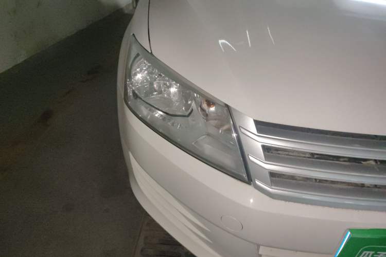 Used Volkswagen Santana 2015 1.6L Manual Fashion Edition
