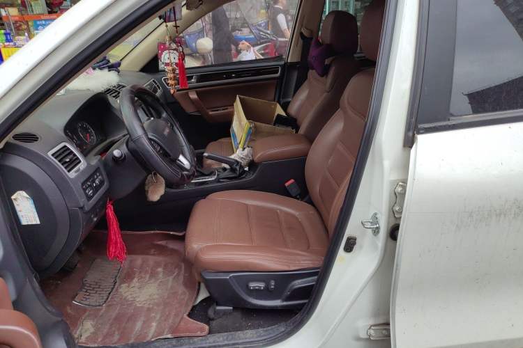 Used Yema T70 2015 1.8T CVT Elegant Model