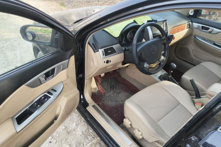 Used Buick Excelle 2011 1.6 LX-MT
