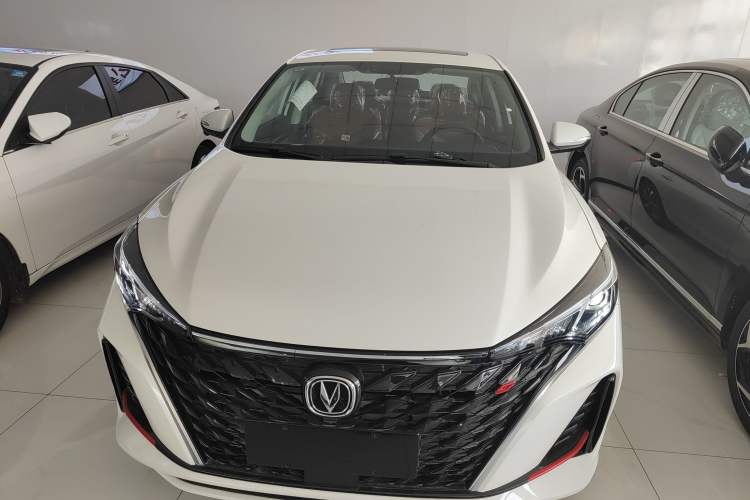 Used CHANGAN Eado 2025 PLUS 1.4T Dual-Clutch High-Energy Version
