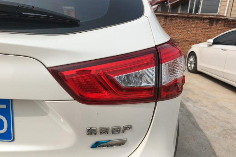 Used Nissan Qashqai 2017 2.0L CVT Smart Enjoyment Version China VI Standard
