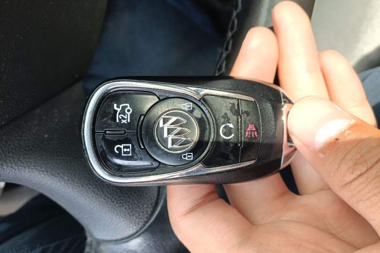 Used Buick LaCrosse 2018 20T Elite Edition Vehicle Key