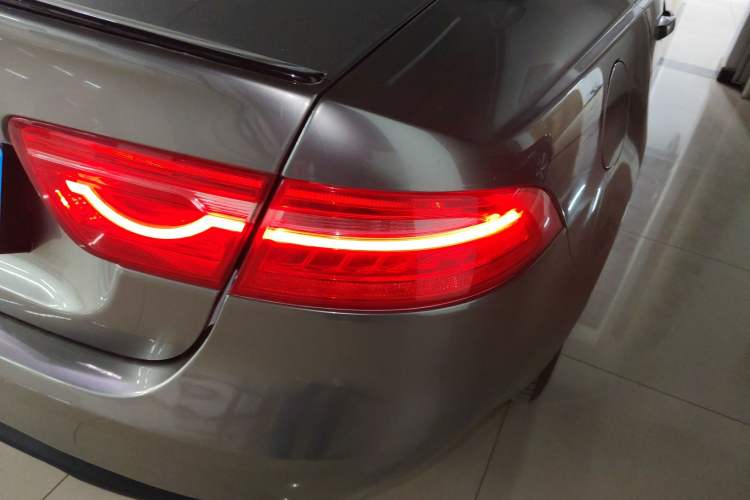 Used Jaguar XE 2017 2.0T 200 PS R-Sport
