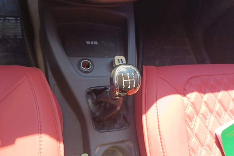 Used Wuling Hongguang 2015 1.5L S Basic Version China V Standard