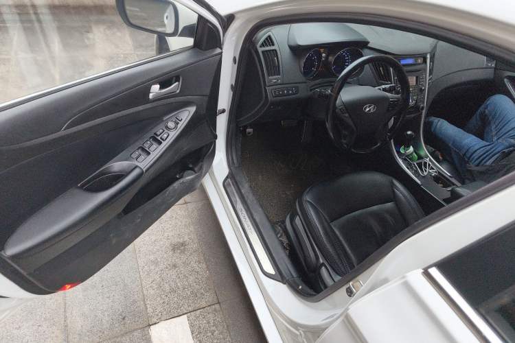 Used Hyundai Sonata 2013 2.0L Automatic Leading Edition
