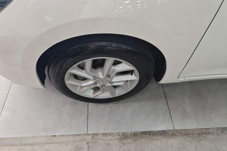 Used Nissan Tiida 2021 1.6L CVT Smart Drive Edition Left Front Wheel Hub