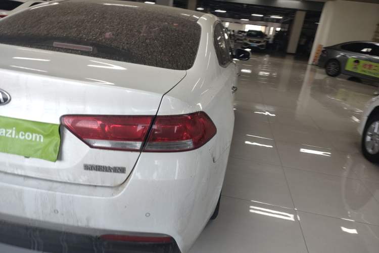 Used Kia K4 2014 1.8L Automatic GLS Right Rear Taillight