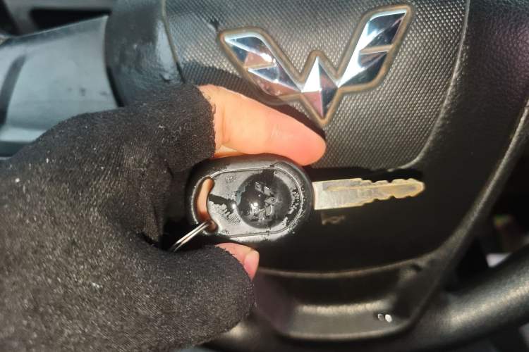 Used Wuling Hongguang 2015 1.5L S Base Model China IV
