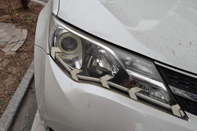 Used Toyota RAV4 2015 2.0L CVT Two-Wheel Drive Urban Edition
