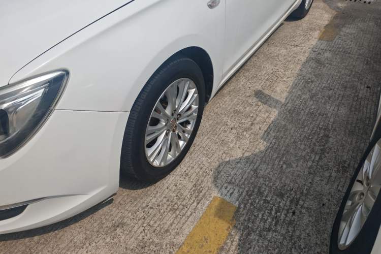 Used Buick GT 2015 15N Automatic Elite Version
