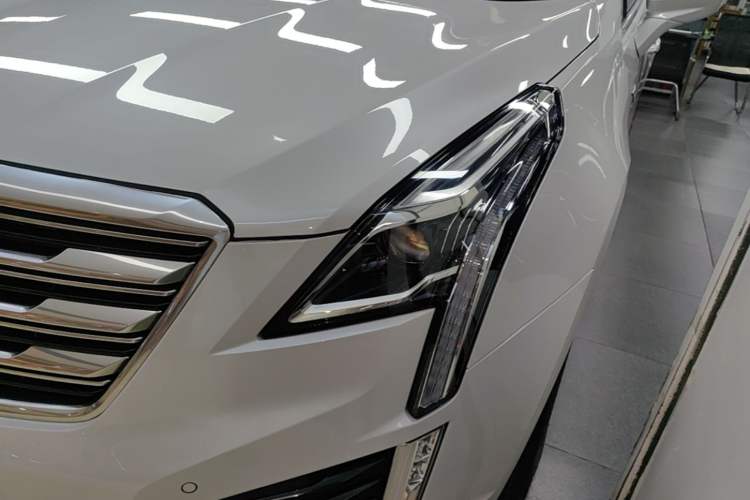 Used Cadillac XT5 2018 28T Four-Wheel Drive Luxury Model
