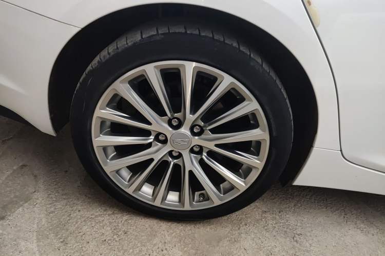 Used Cadillac CT5 2021 28T Prestige Edition Right Rear Wheel Hub