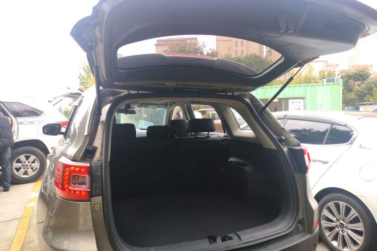 Used Changan CS75 2016 1.8T Automatic Elite Model China V Standard