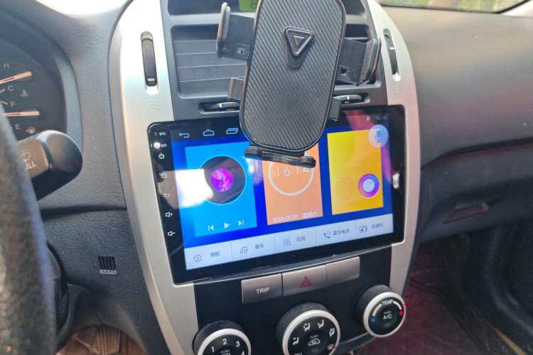 Used Kia Cerato 2010 1.6L MT GL Audio And AC Panel