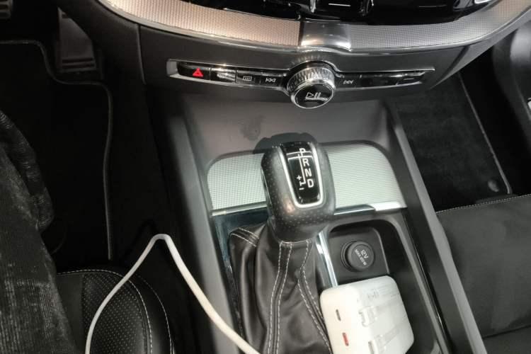 Used Volvo XC60 2018 T5 4x4 Smart & Sporty Edition