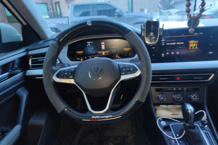 Used Volkswagen Lavida 2023 300TSI DSG Full-Comfort Edition
