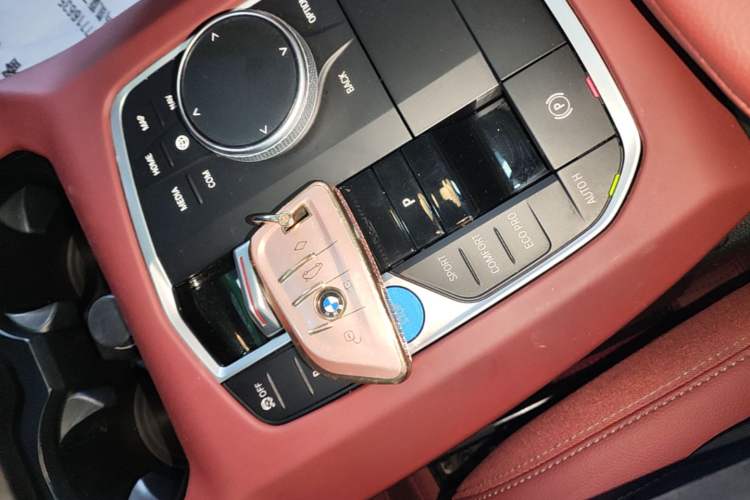 Used BMW iX3 2024 Leading Model Interior 1