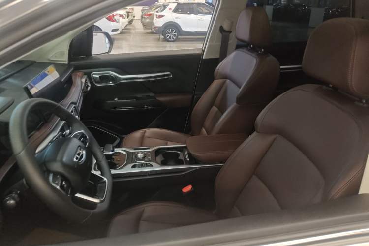 Used Geely Auto Haoyue 2022 1.8TD DCT Luxury 7-Seater
