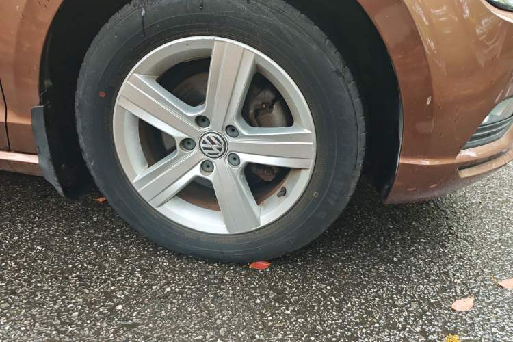 Used Volkswagen Lamando 2015 230TSI DSG Fashion Edition