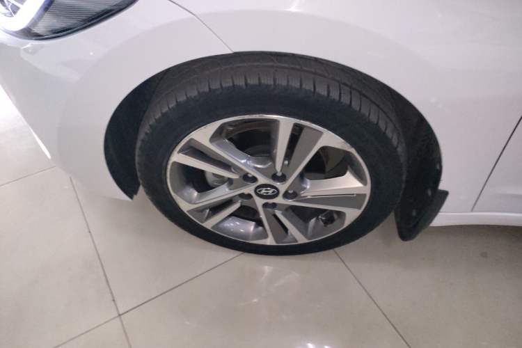 Used Hyundai Elantra (6th Generation / Lingdong) 2016 1.6L Automatic ZhiXuan – Elite Version
