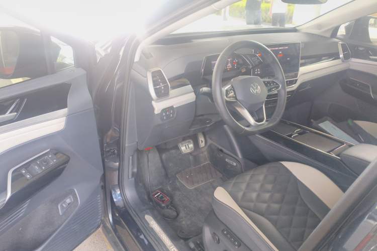 Used Volkswagen ID.6 CROZZ 2024 PRO Model
