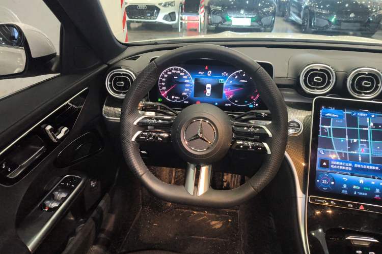 Used Mercedes-Benz C-Class 2024 Restyled C 260 L Sport Edition Steering Wheel
