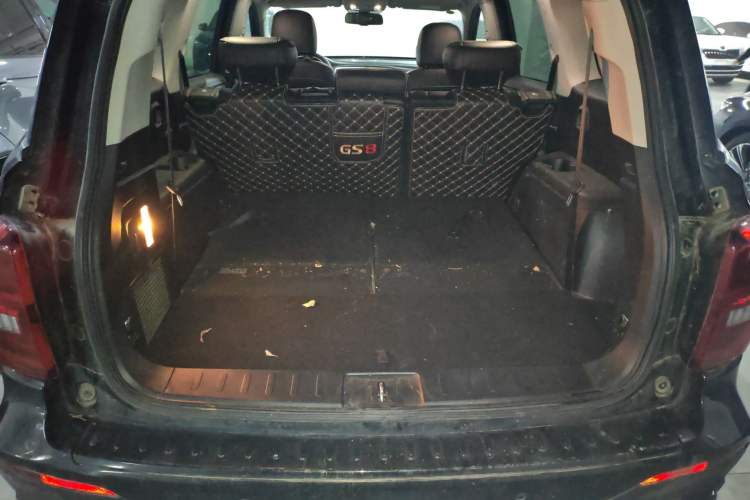 Used GAC Trumpchi GS8 2021 390T Two-Wheel-Drive Dark Knight Edition Trunk