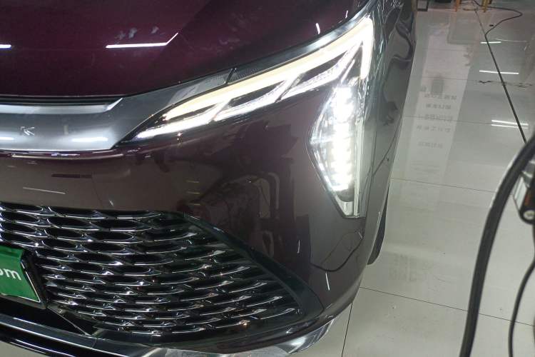 Used Buick Century 2023 2.0T Six-Seater Yinshi Edition
