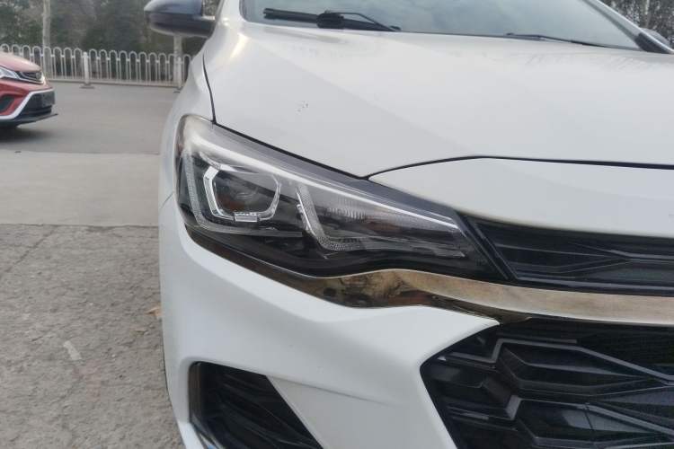 Used Chevrolet Monza 2019 RS 330T Automatic Comfort Edition China VI Standard