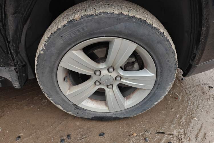 Used Jeep Compass 2014 2.0L two-wheel drive urban version
