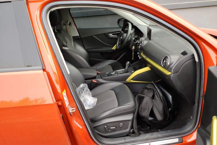 Used Audi Q2L 2018 35 TFSI Fashion Dynamic Version China V Emission Standard Right Front Seat