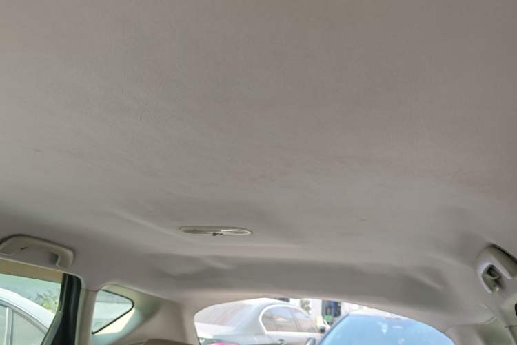 Used Nissan Qashqai 2012 2.0 XL Fire 6MT 2WD Headliner