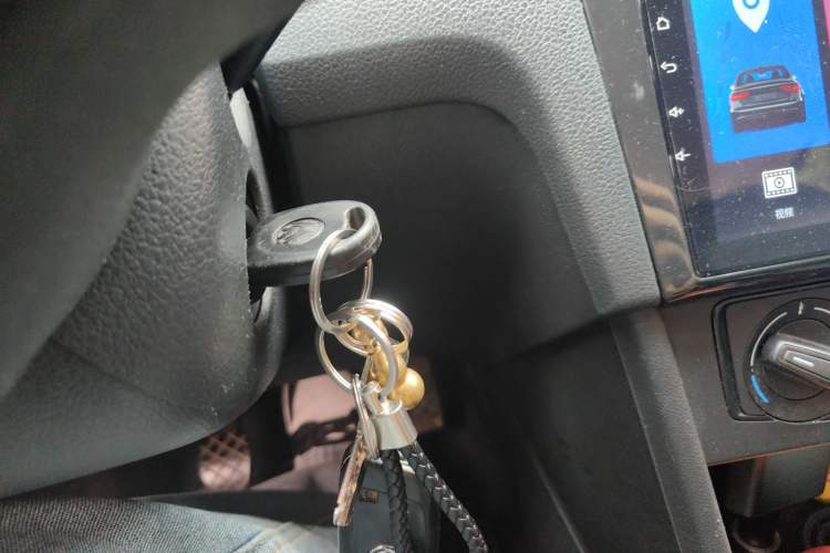 Used Volkswagen Santana 2013 1.6L Manual Fashion Edition Vehicle Key