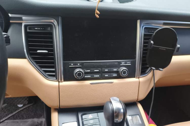 Used Porsche Macan 2017 Macan 2.0T