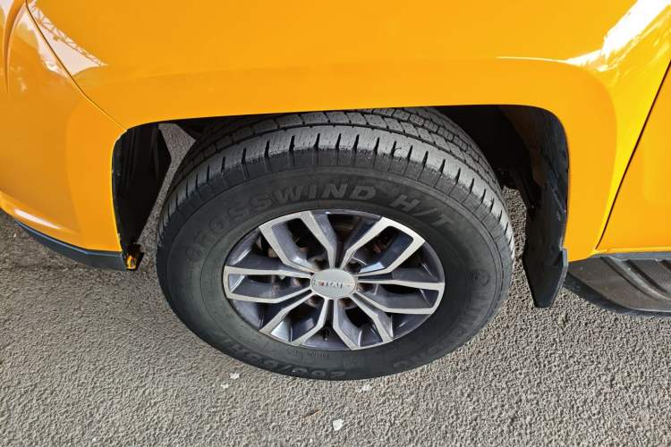 Used JMC Yuhu EV 2022 4x2 LX JX1032PSEF5BEV Exterior 4