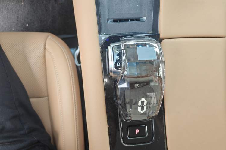 Used Hima AITO M5 2022 Extended-Range Four-Wheel Drive Ultimate Edition Gear Lever