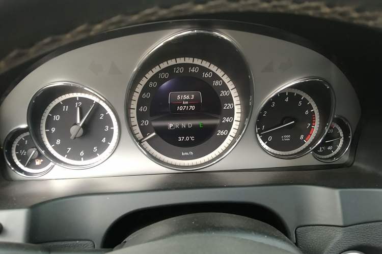 Used Mercedes-Benz E-Class 2012 E 200 CGI Coupe Instrument Cluster