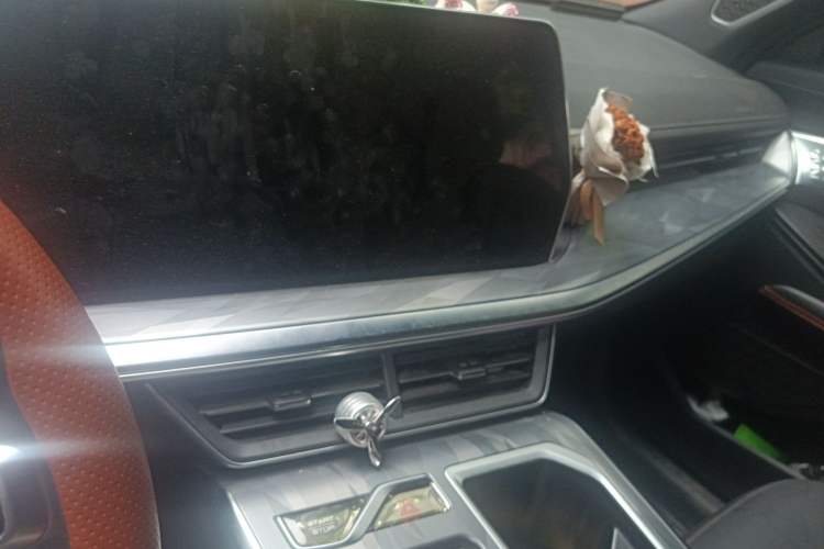 Used Haval XY 2022 1.5T Smart Edition Audio And AC Panel