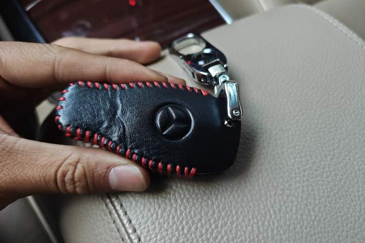 Used Mercedes-Benz R-Class 2011 R 350 L 4MATIC
