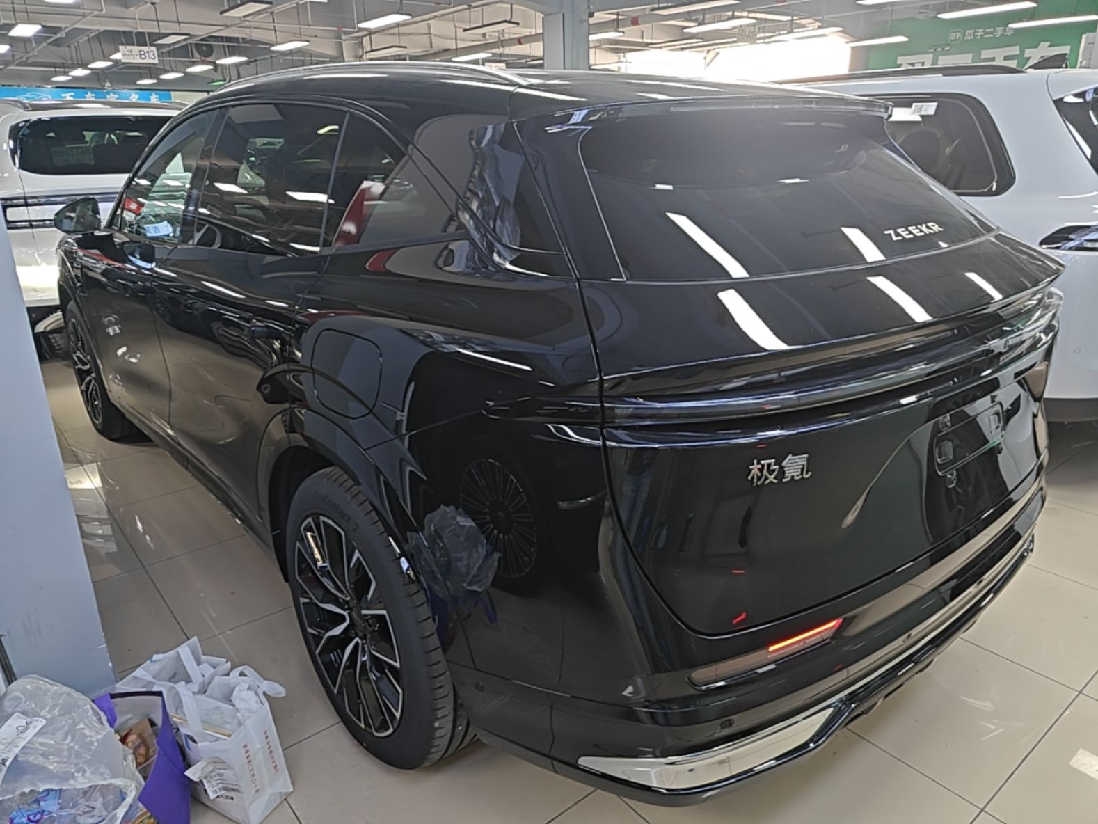 Zeekr 7X 2026 75kWh Rear-Drive MAX Edition — снимка 4