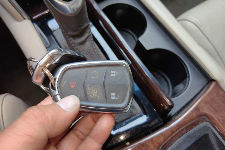 Used Cadillac XTS 2016 28T Elite Edition Vehicle Key