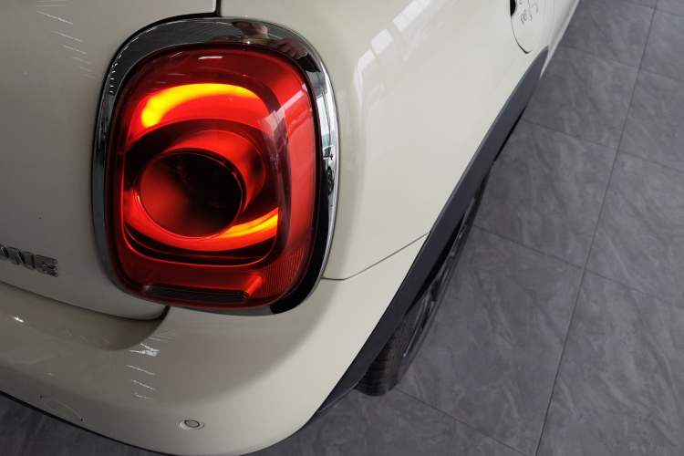 Used MINI 2019 1.5T ONE PLUS Five-Door Edition
