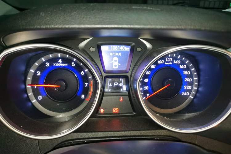 Used Hyundai Elantra (5th Generation / Langdong) 2013 1.6L Automatic Leading Model Instrument Cluster
