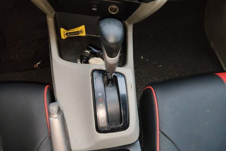 Used Honda Civic 2014 1.8L Automatic Classic Edition Gear Lever