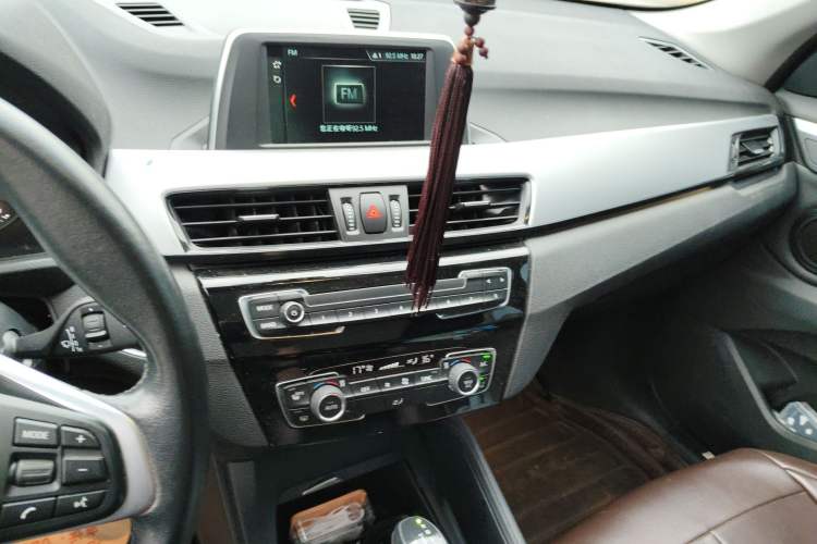 Used BMW X1 2019 sDrive20Li Leading Model
