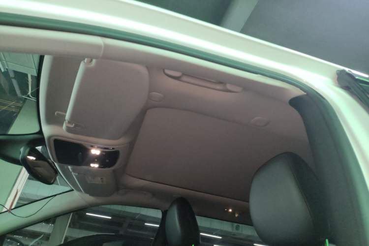 Used Jeep Commander 2018 2.0T Four-Wheel Drive Prestige Edition China V