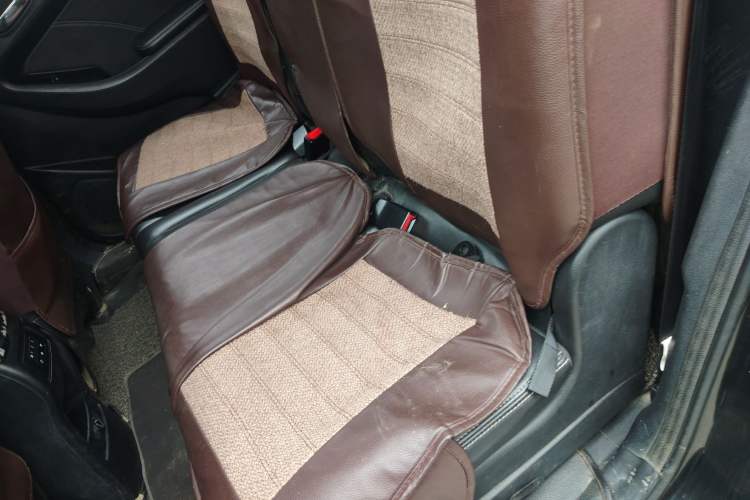 Used Dongfeng Fengon 580 2016 1.5T Manual Luxury Edition
